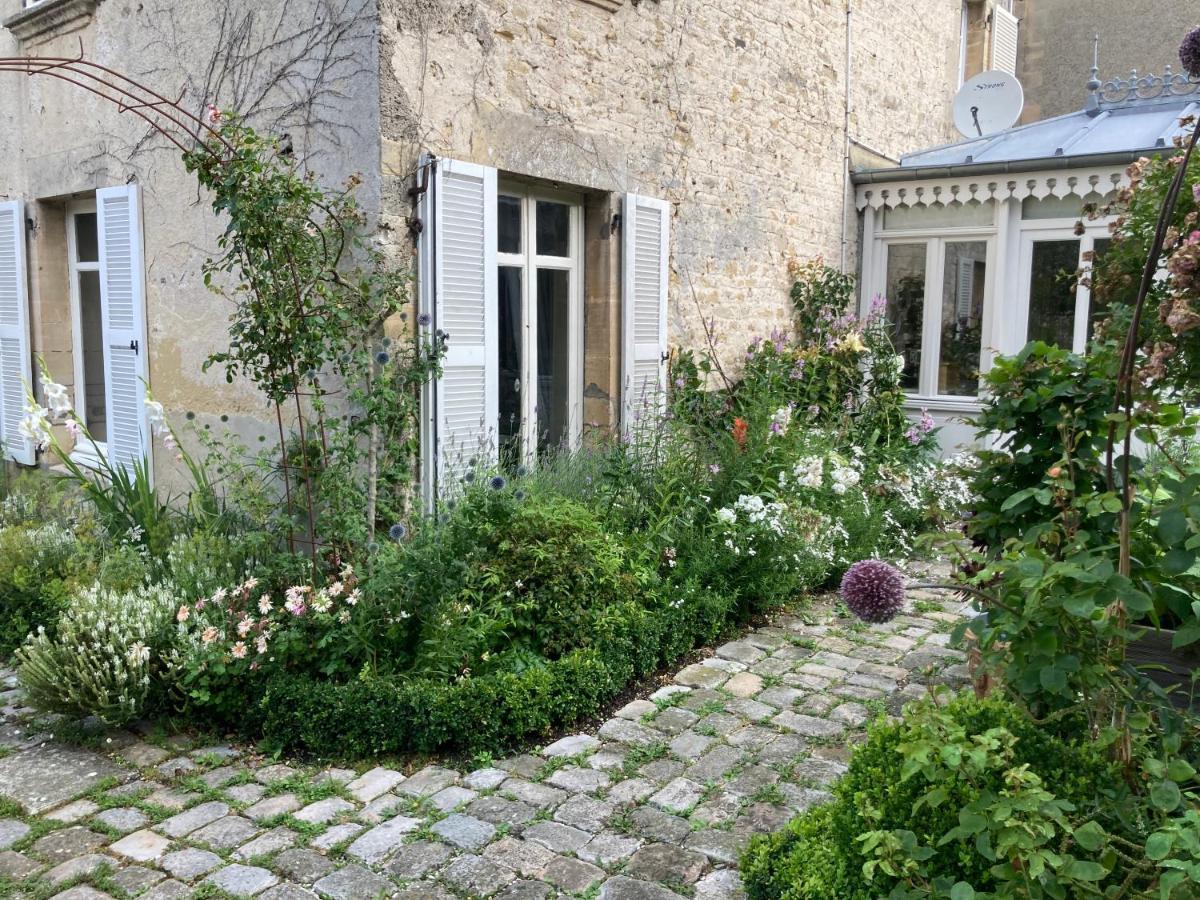 Le Clos De L'Eglise アロマンシュ・レ・バン エクステリア 写真
